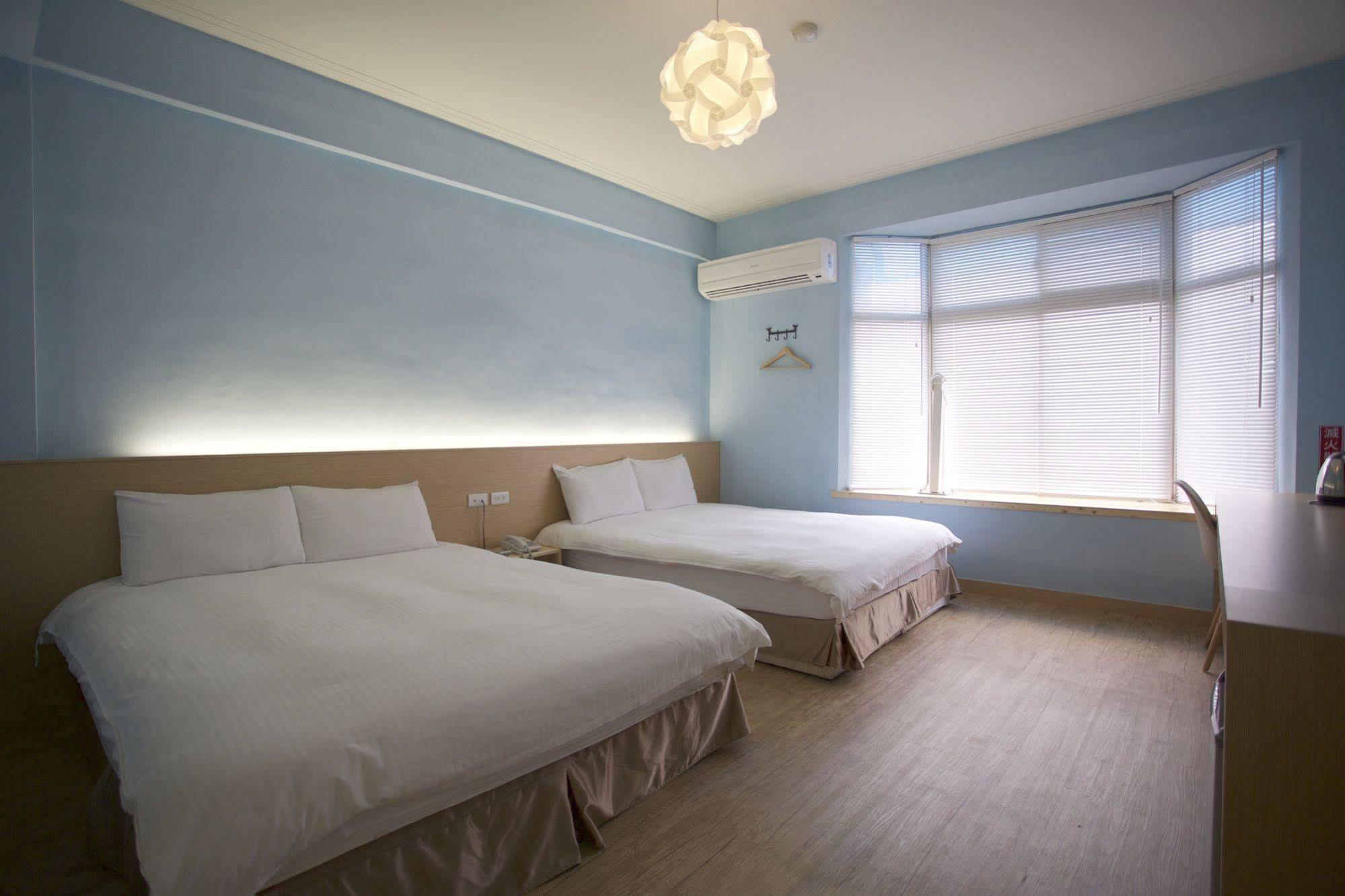 Young Motel Taitung Екстериор снимка